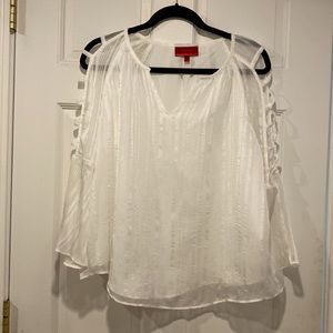 NWOT Jennifer Lopez Size Large Cold Shoulder White Lined Blouse! Gorgeous!